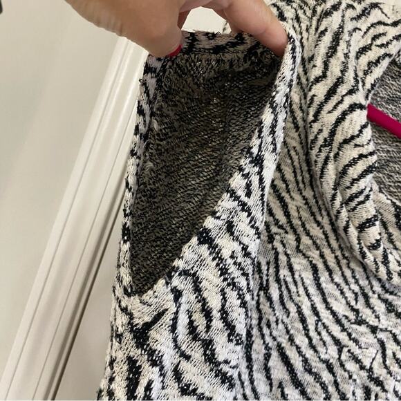 CHAUS • New York Black + White Zebra Print Cowl Neck Top - Picture 3 of 7